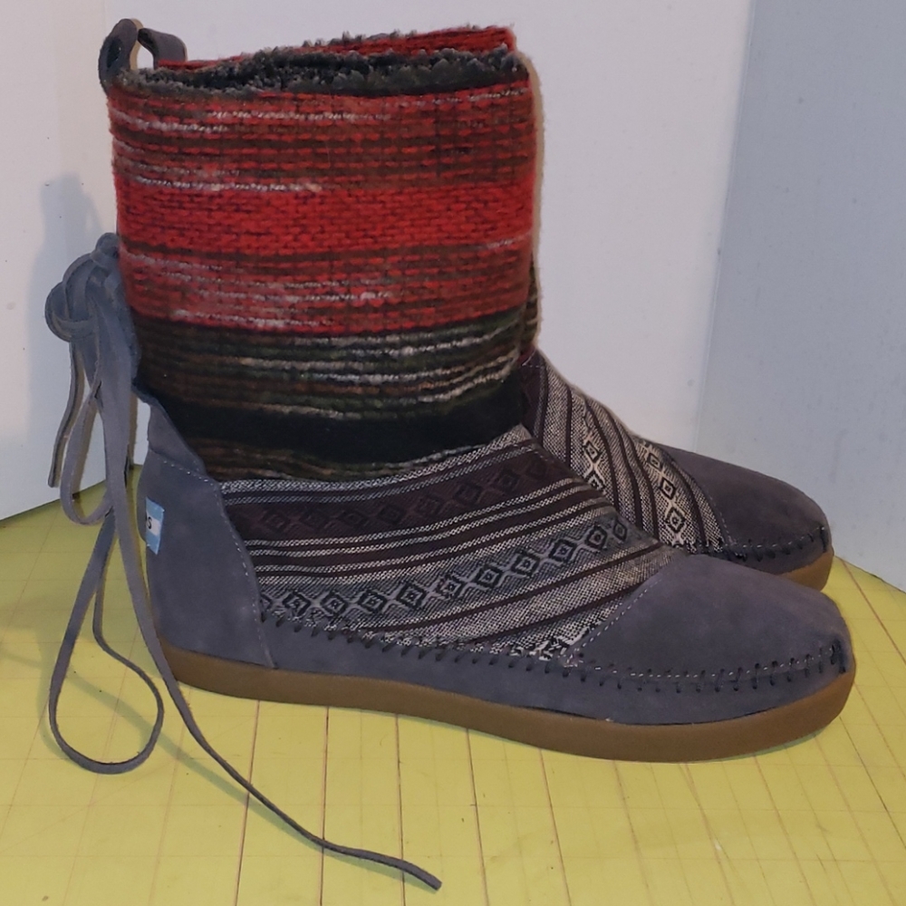 Toms Nepal wool boots